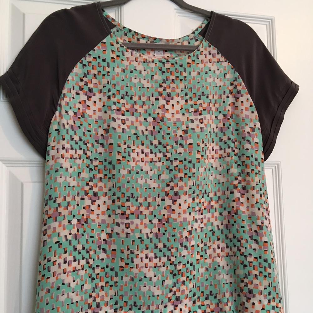 Silk Fossil t-shirt blouse w geometric pattern